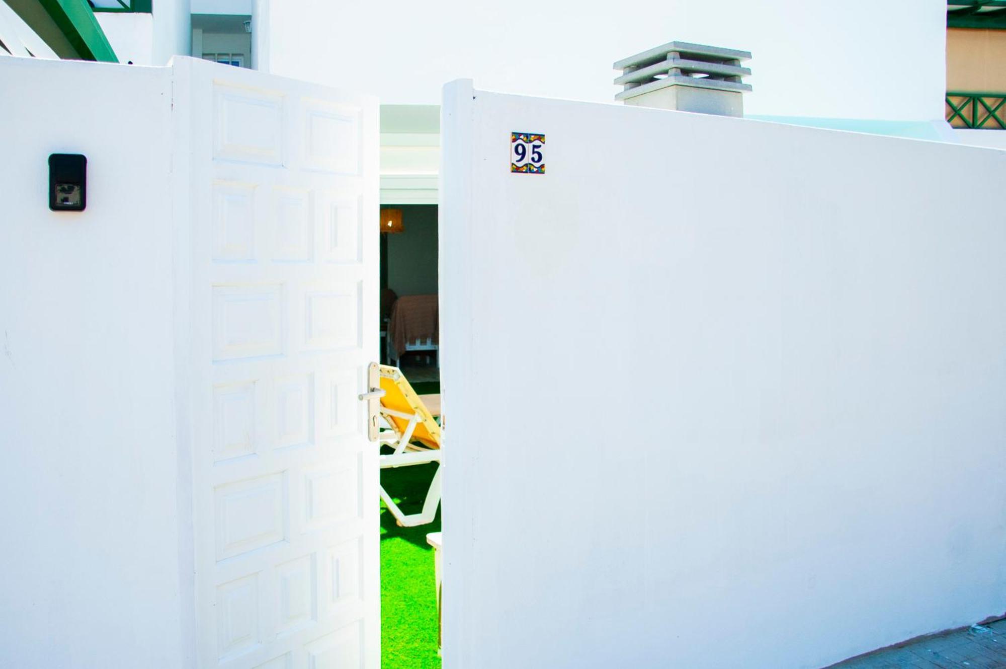 Vibesol Pool Heated House Apartman Playa Honda  Kültér fotó